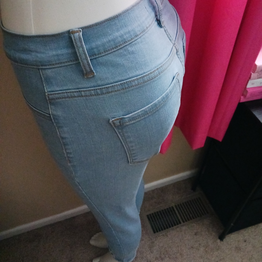 Jeans - Picture 11 of 12